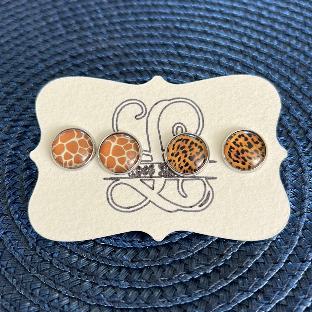 Leopard & Giraffe